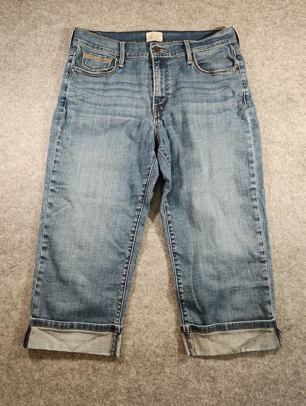 Levi's 515 Light Blue Cropped Capri Women's Jeans with Rolled Cuffs Size 10